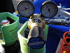 Oxygen bottles gauges for Cryonics UK's Thumper
